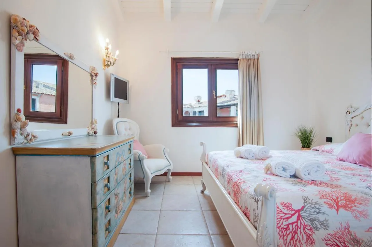 70 Metri-Spiaggia PrivataLettini E Ombrelloni Free Porto Cervo 0*,